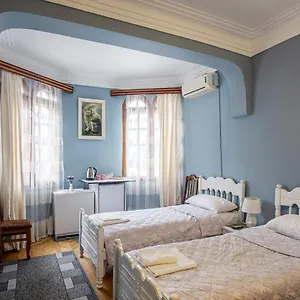 https://sweet-home-batumi-6010-3.batumihotels.net