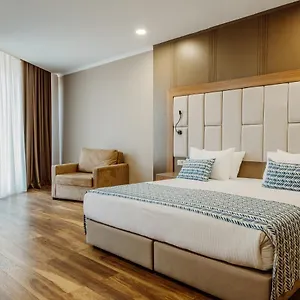 https://king-solomon-hotel-batumi.batumihotels.net